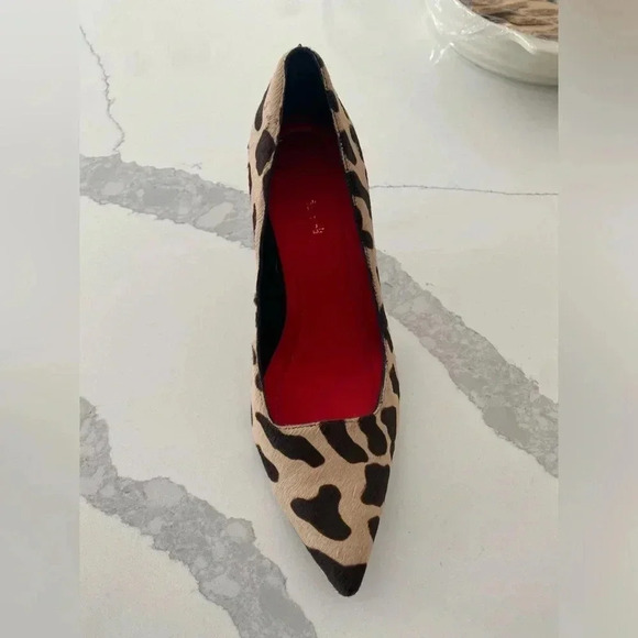 Diane Von Firstenberg Meina Calf Hair Leopard-Print Pumps from Saks GUC Size 7.5 - Picture 3 of 12